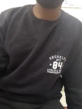 Snapshot of 13lusty chatting on 03.12.25 13lusty online show from 03.12.25