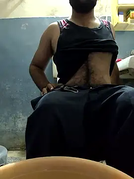 Snapshot of 13lusty chatting on 10.04.25 13lusty online show from 10.04.25