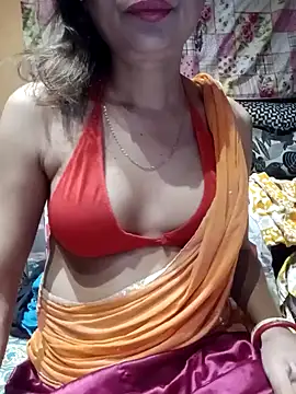 Snapshot of SANA-LEONI chatting on 01.21.25 SANA-LEONI online show from 01.21.25