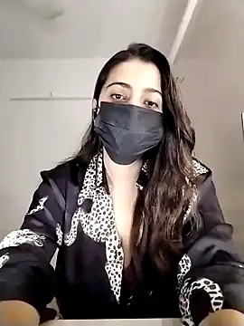 Snapshot of Priyanka998 chatting on 02.03.25 Priyanka998 online show from 02.03.25