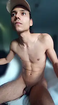 Snapshot of TyroneeDE chatting on 03.01.25 TyroneeDE online show from 03.01.25