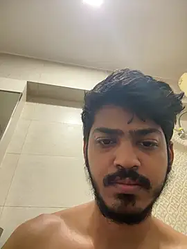 Snapshot of cute_modell chatting on 01.15.25 cute modell online show from 01.15.25