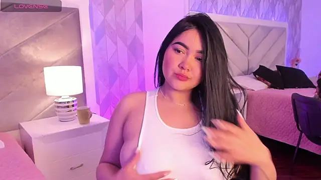 Snapshot of Sara__collins__ chatting on 01.25.25 Sara  collins   online show from 01.25.25