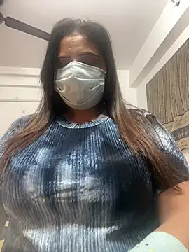 Snapshot of Miss-Jasmine chatting on 02.21.25 Miss-Jasmine online show from 02.21.25