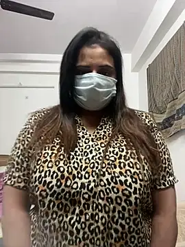 Snapshot of Miss-Jasmine chatting on 02.22.25 Miss-Jasmine online show from 02.22.25