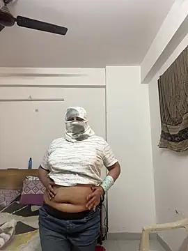 Snapshot of Miss-Jasmine chatting on 02.24.25 Miss-Jasmine online show from 02.24.25