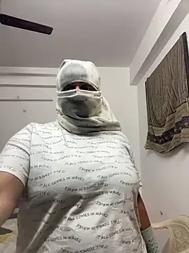 Snapshot of Miss-Jasmine chatting on 02.24.25 Miss-Jasmine online show from 02.24.25