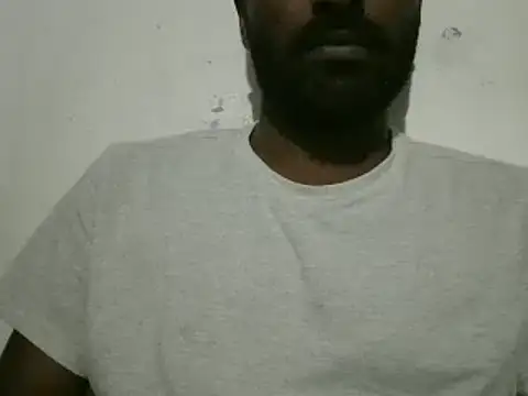 Snapshot of Raja_gamer chatting on 01.14.25 Raja gamer online show from 01.14.25