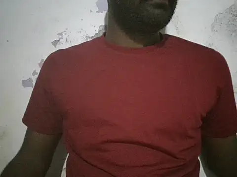 Snapshot of Raja_gamer chatting on 11.18.25 Raja gamer online show from 11.18.25