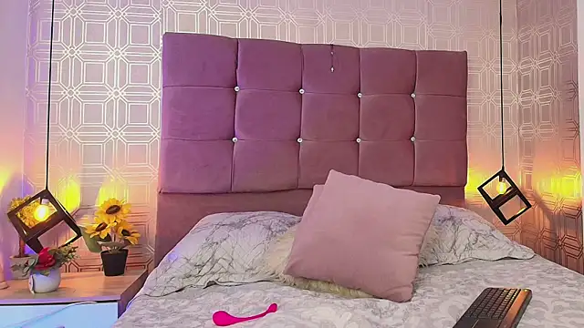 Snapshot of victoriapalmerfg chatting on 03.21.25 victoriapalmerfg online show from 03.21.25