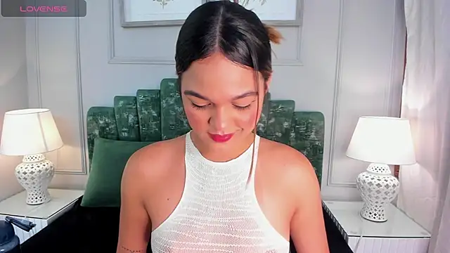 Snapshot of rutila_ford chatting on 03.14.25 rutila ford online show from 03.14.25