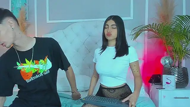 Snapshot of connor_and_angel chatting on 03.22.25 connor and angel online show from 03.22.25