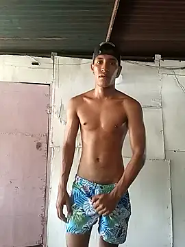 Snapshot of matteo_rivas chatting on 10.17.25 matteo rivas online show from 10.17.25