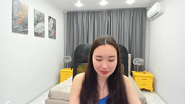 Snapshot of AnnaReyla chatting on 02.15.25 AnnaReyla online show from 02.15.25