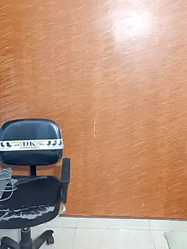 Snapshot of Divya-2007 chatting on 01.28.25 Divya-2007 online show from 01.28.25