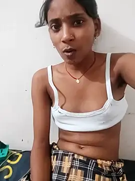 Snapshot of Divya-2007 chatting on 10.09.25 Divya-2007 online show from 10.09.25