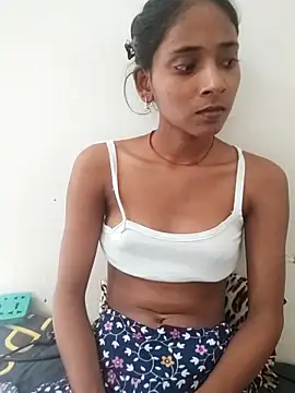 Snapshot of Divya-2007 chatting on 10.15.25 Divya-2007 online show from 10.15.25