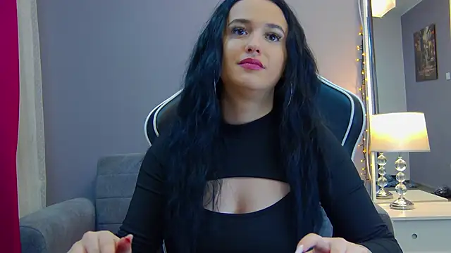 Snapshot of Eva_Lovvia_ chatting on 02.25.25 Eva Lovvia  online show from 02.25.25