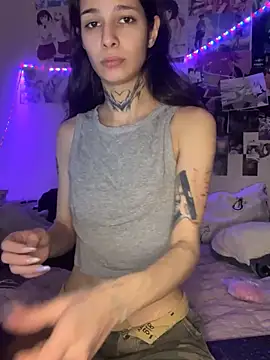 Snapshot of mollyEXD chatting on 01.17.25 mollyEXD online show from 01.17.25