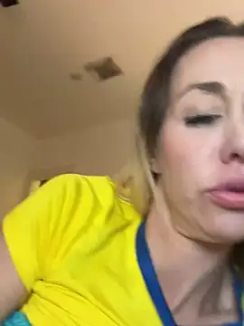 Snapshot of 1fun_one chatting on 01.15.25 1fun one online show from 01.15.25