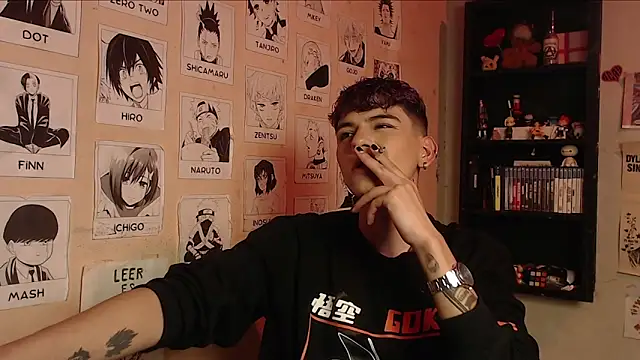 Snapshot of Mickey_Magic chatting on 01.27.25 Mickey Magic online show from 01.27.25