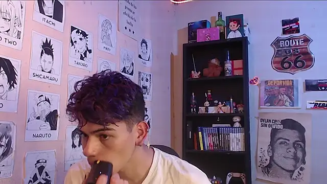 Snapshot of Mickey_Magic chatting on 02.06.25 Mickey Magic online show from 02.06.25