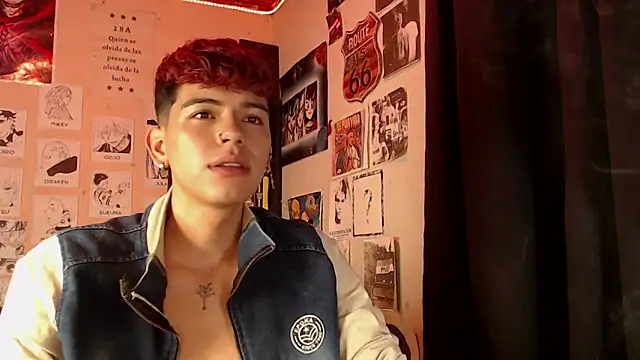 Snapshot of Mickey_Magic chatting on 03.14.25 Mickey Magic online show from 03.14.25