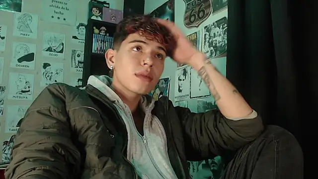 Snapshot of Mickey_Magic chatting on 03.19.25 Mickey Magic online show from 03.19.25