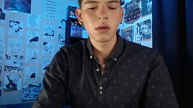 Snapshot of Mickey_Magic chatting on 03.22.25 Mickey Magic online show from 03.22.25