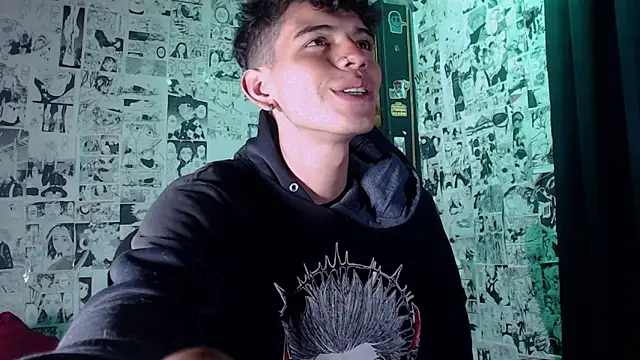 Snapshot of Mickey_Magic chatting on 11.15.25 Mickey Magic online show from 11.15.25