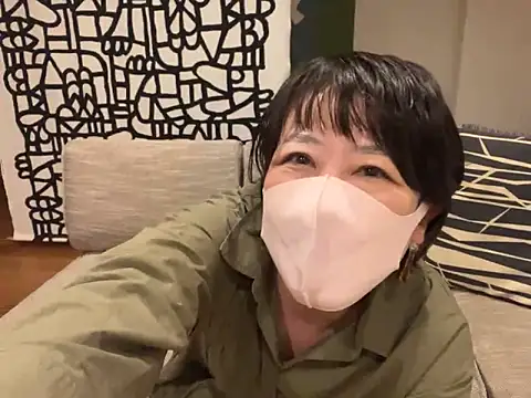 Snapshot of daako_oO chatting on 02.18.25 daako oO online show from 02.18.25