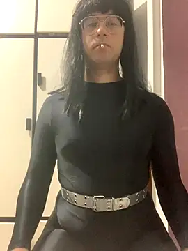 Snapshot of sofia_esclava chatting on 10.30.25 sofia esclava online show from 10.30.25