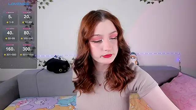 Snapshot of EmmyStar_ chatting on 02.24.25 EmmyStar online show from 02.24.25