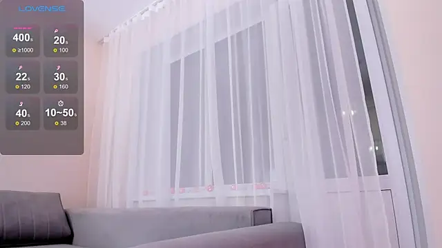 Snapshot of EmmyStar_ chatting on 03.20.25 EmmyStar online show from 03.20.25