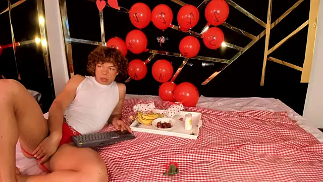 Snapshot of DanteAndKyle chatting on 02.16.25 DanteAndKyle online show from 02.16.25