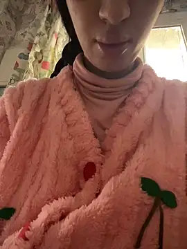 Snapshot of majdolin78 chatting on 02.19.25 majdolin78 online show from 02.19.25