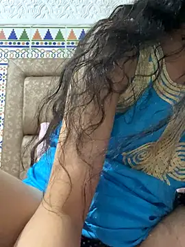 Snapshot of majdolin78 chatting on 09.23.25 majdolin78 online show from 09.23.25