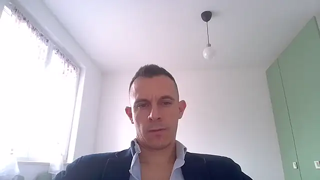 Snapshot of Masterclassyfeet chatting on 03.21.25 Masterclassyfeet online show from 03.21.25