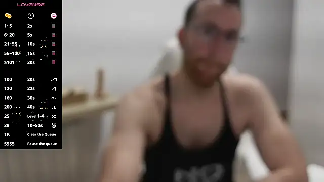 Snapshot of machohiberiko chatting on 02.03.25 machohiberiko online show from 02.03.25