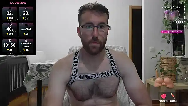 Snapshot of machohiberiko chatting on 09.19.25 machohiberiko online show from 09.19.25