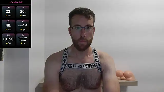 Snapshot of machohiberiko chatting on 10.02.25 machohiberiko online show from 10.02.25