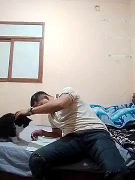 Snapshot of LuisMex1998 chatting on 09.14.25 LuisMex1998 online show from 09.14.25