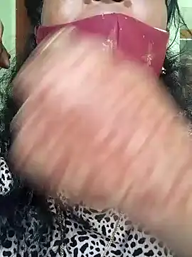 Snapshot of Tamil_Aathira chatting on 01.23.25 Tamil Aathira online show from 01.23.25