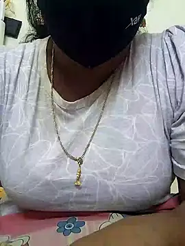 Snapshot of Tamil_Aathira chatting on 02.07.25 Tamil Aathira online show from 02.07.25