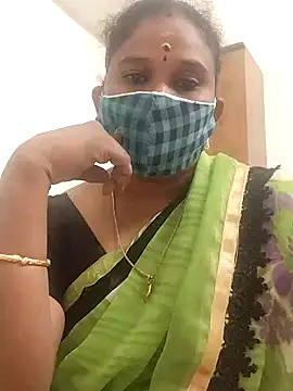 Snapshot of Tamil_Aathira chatting on 02.12.25 Tamil Aathira online show from 02.12.25