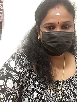 Snapshot of Tamil_Aathira chatting on 03.08.25 Tamil Aathira online show from 03.08.25