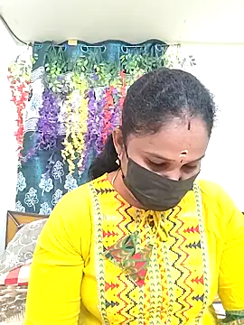 Snapshot of Tamil_Aathira chatting on 09.26.25 Tamil Aathira online show from 09.26.25