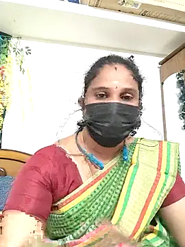 Snapshot of Tamil_Aathira chatting on 10.30.25 Tamil Aathira online show from 10.30.25