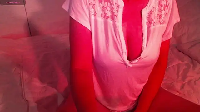 Snapshot of sweetchani666 chatting on 09.23.25 sweetchani666 online show from 09.23.25