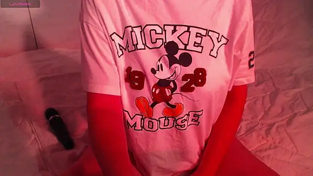 Snapshot of sweetchani666 chatting on 10.10.25 sweetchani666 online show from 10.10.25